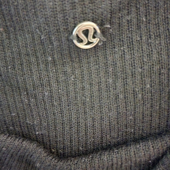 Lululemo  reversible sweater - Picture 3 of 3